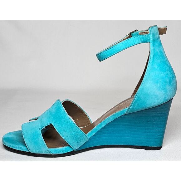 Hermès Legend Turquoise Suede Sandals - Picture 4 of 10